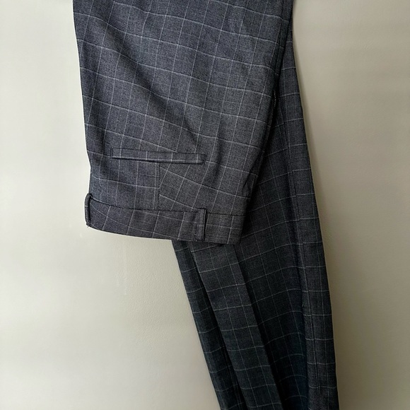 BANANA REPUBLIC CLASSIC-FIT SHINE PLAID BLAZER FULL 3 PIECE SUIT - Picture 9 of 11